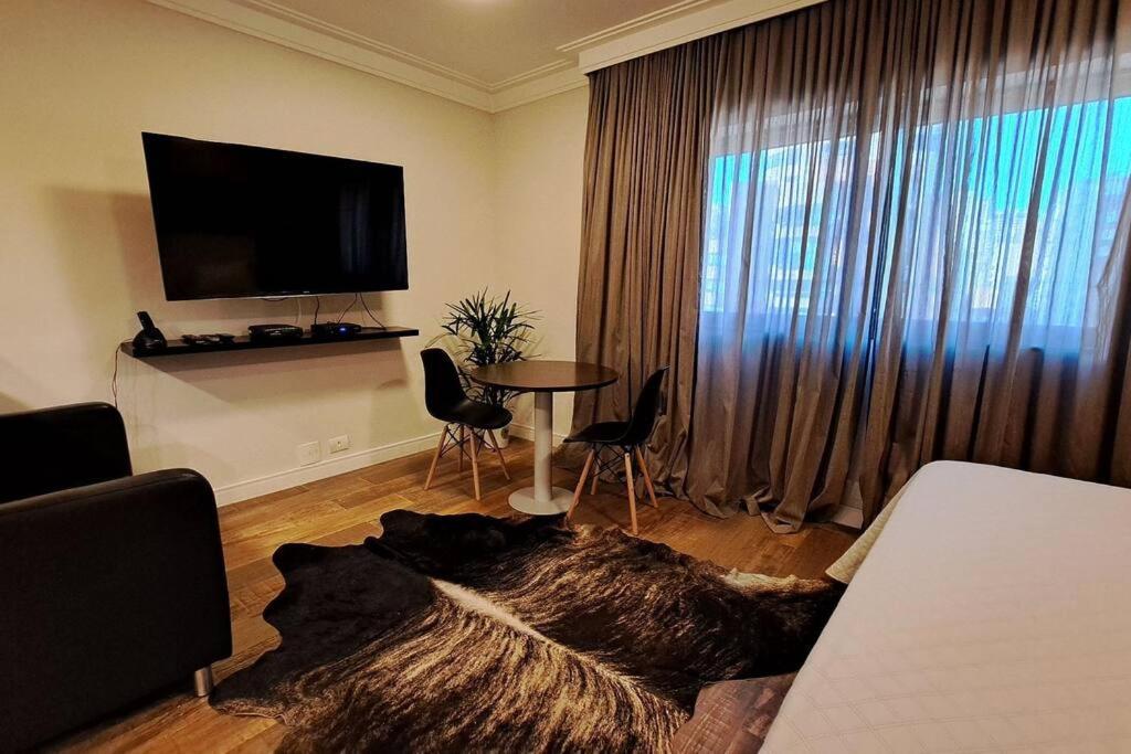 Apartamento 2705 - 2705 •le Premier Jd. Paulista